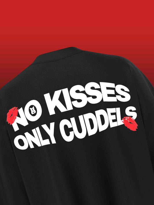 ONLY CUDDLES – Midnight Statement T-SHIRT [UNISEX]