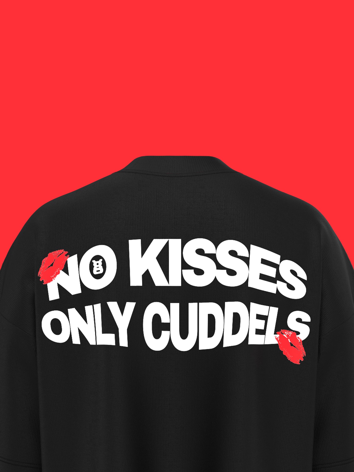 ONLY CUDDLES – Midnight Statement T-SHIRT [UNISEX]